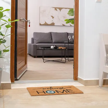 Memories - Charming With Sea View Apartment *
